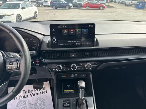 Used 2023 Honda CR-V Sport Touring image 18