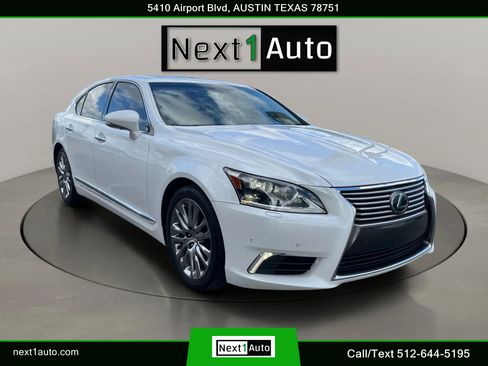 Used 2016 Lexus LS 460 w/ Comfort Package RWD image 2