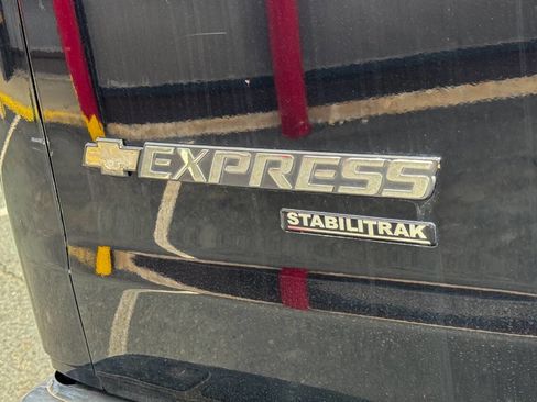 Used 2014 Chevrolet Express 2500 LS RWD image 15