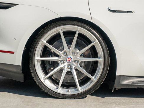 Used 2020 Porsche Taycan Turbo S image 36