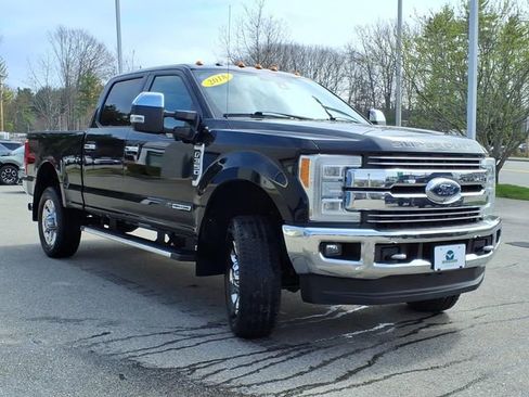 Used 2018 Ford F350 Lariat w/ Lariat Ultimate Package AWD/4WD image 6