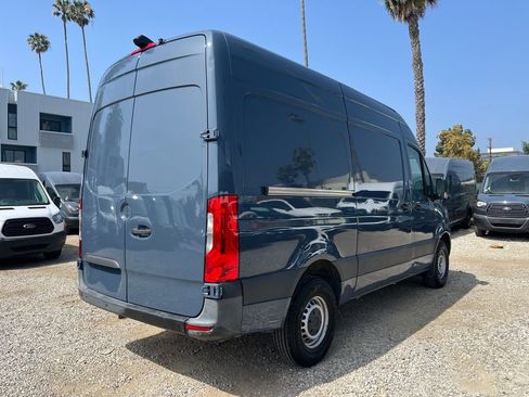 Used 2019 Mercedes-Benz Sprinter 144 image 8