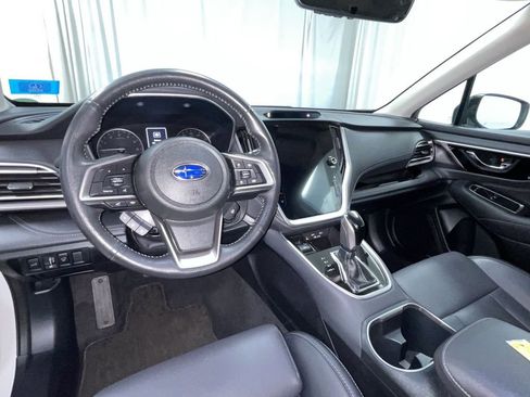 Used 2022 Subaru Outback Limited image 11