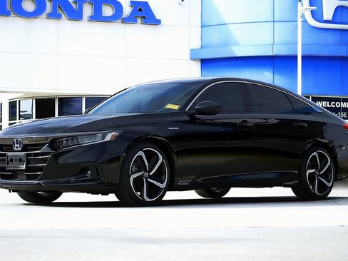 Used 2022 Honda Accord Sport image 1