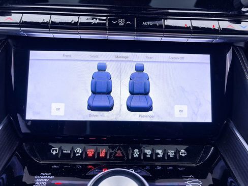 Used 2024 Jeep Grand Wagoneer L Series II w/ Quick Order Packagew 28T AWD/4WD image 11