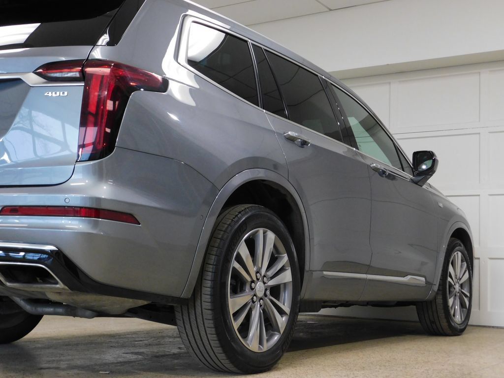 Used 2022 Cadillac XT6 Premium Luxury w/ Technology Package AWD/4WD image 92