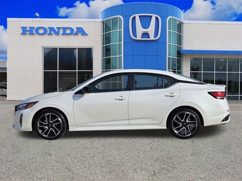 Used 2024 Nissan Sentra SR image 6