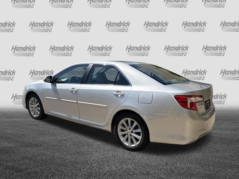Used 2012 Toyota Camry LE FWD image 8