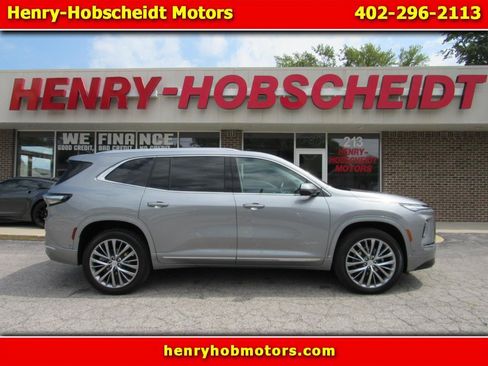 Used 2026 Buick Enclave Avenir w/ Super Cruise Package AWD/4WD image 1