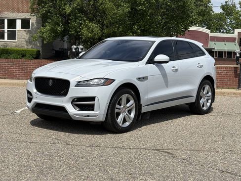 Used 2017 Jaguar F-PACE R-Sport AWD/4WD image 1
