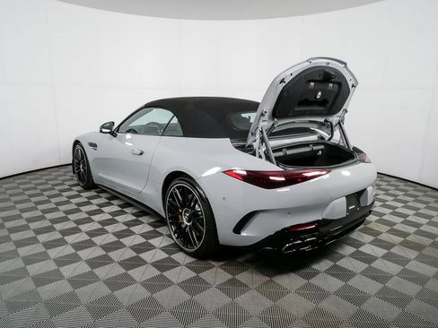 Used 2025 Mercedes-Benz SL 63 AMG 4MATIC image 31