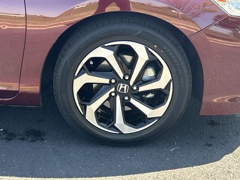 Used 2017 Honda Accord EX-L image 33