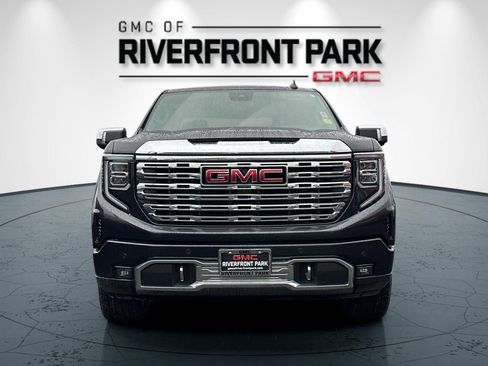 Used 2024 GMC Sierra 1500 Denali w/ Denali Reserve Package image 8