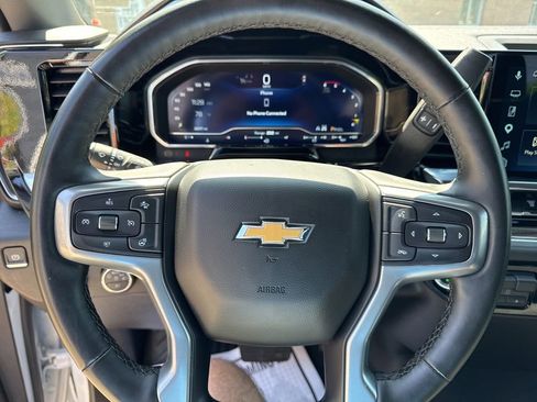 Used 2025 Chevrolet Silverado 2500 LT w/ Safety Package AWD/4WD image 20