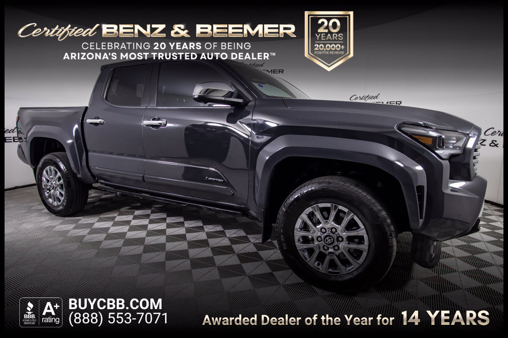 Used 2025 Toyota Tacoma Limited AWD/4WD image 1