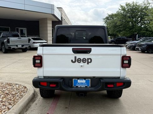 Used 2024 Jeep Gladiator Rubicon image 4