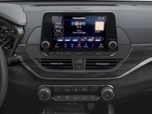 New 2026 Nissan Altima 2.5 SV FWD image 7