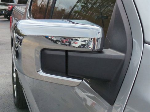 Used 2023 Ford F150 Platinum image 11