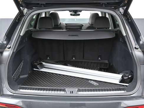 Used 2025 Audi Q5 Prestige AWD/4WD image 16