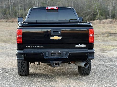 Used 2018 Chevrolet Silverado 3500 High Country w/ Duramax Plus Package image 4