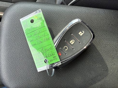 Used 2021 Chevrolet TrailBlazer LT w/ Convenience Package image 38