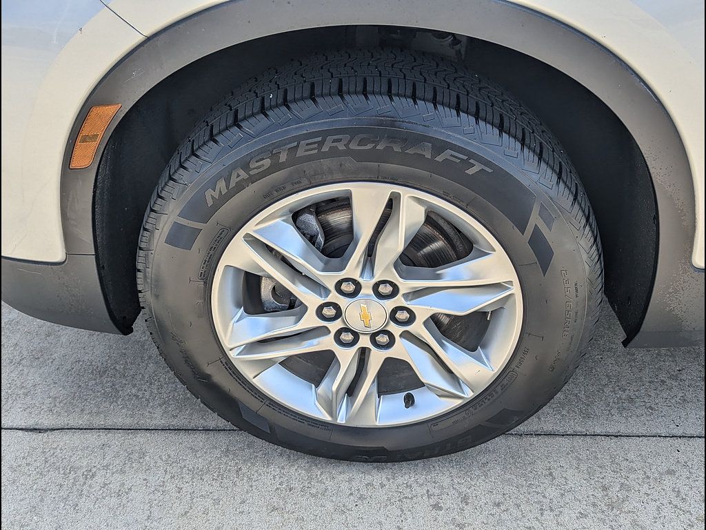 Certified 2019 Chevrolet Blazer LT FWD image 14