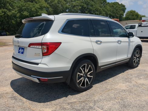 Used 2020 Honda Pilot Elite image 3