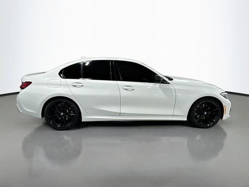 Used 2021 BMW 330i Sedan w/ M Sport Package image 5