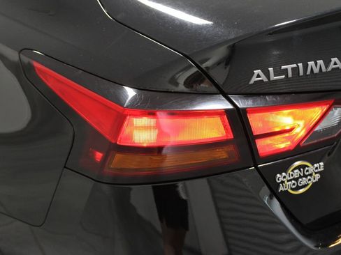 Used 2024 Nissan Altima 2.5 SV image 53
