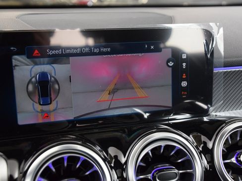 New 2025 Mercedes-Benz GLB 35 AMG 4MATIC image 26