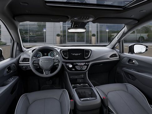 New 2027 Chrysler Pacifica Limited w/ S Appearance Package AWD/4WD image 16