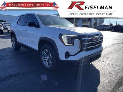 Used 2025 GMC Terrain Elevation