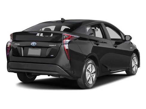 Used 2016 Toyota Prius Three Touring FWD image 2