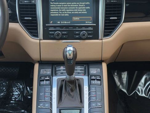 Used 2016 Porsche Macan S AWD/4WD image 17