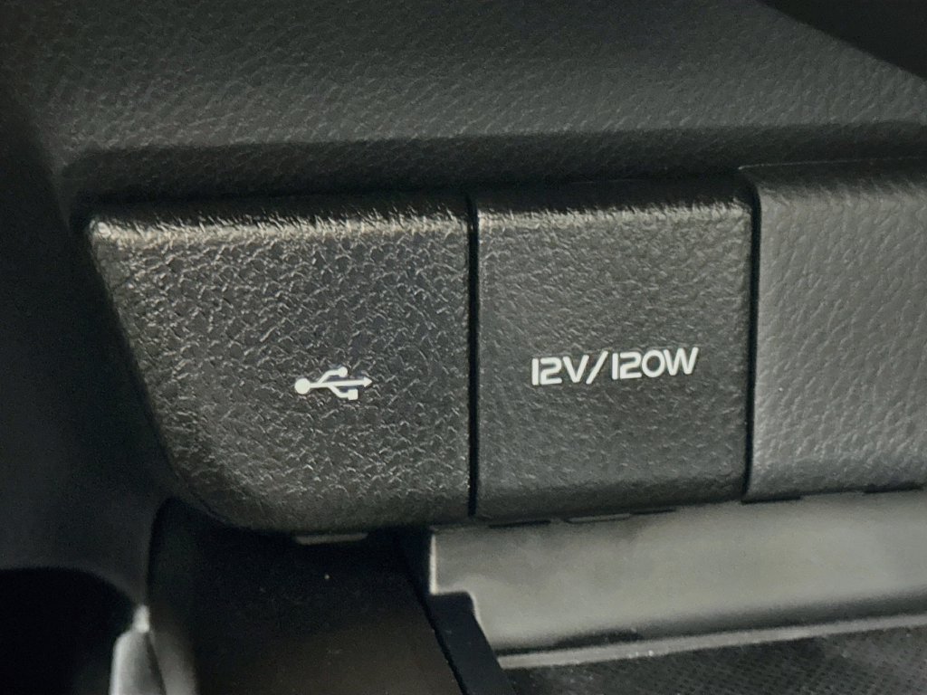 Used 2023 Toyota Camry SE w/ Convenience Package FWD image 19