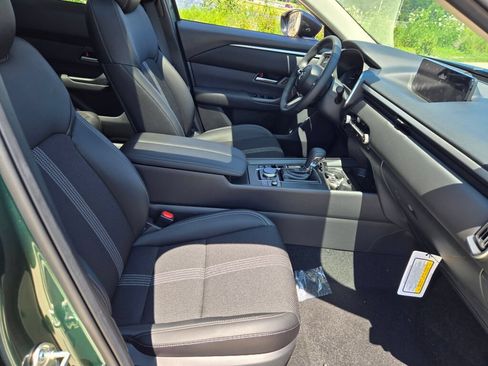New 2026 MAZDA CX-50 AWD 2.5 S w/ Preferred Pkg image 4