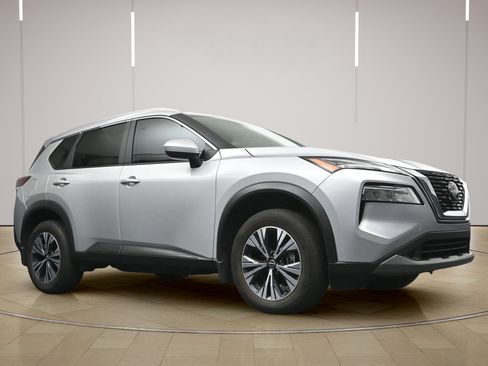 Certified 2023 Nissan Rogue SV w/ SV Premium B Package FWD image 24