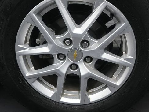 Used 2022 Chevrolet Equinox LS FWD image 10