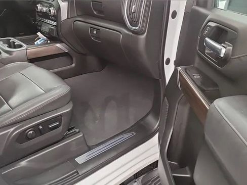 Used 2023 GMC Sierra 2500 SLT w/ SLT Premium Package image 19