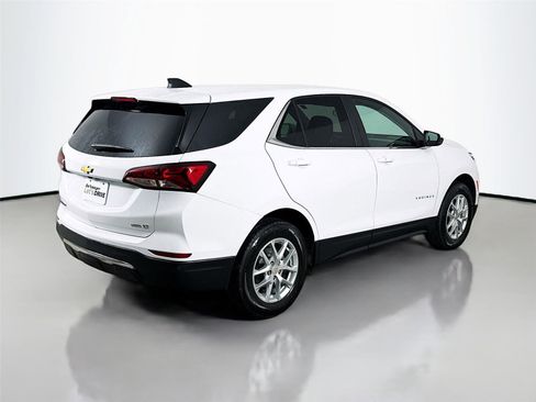 Used 2023 Chevrolet Equinox LT image 9