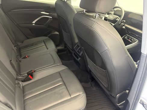 Used 2025 Audi Q5 Premium w/ Convenience Package AWD/4WD image 28