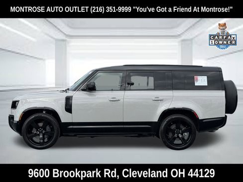 Used 2026 Land Rover Defender 130 X-Dynamic SE AWD/4WD image 7
