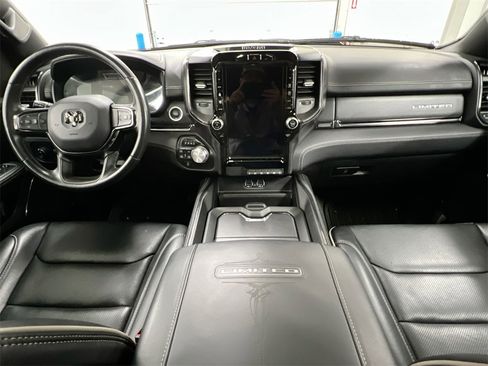 Used 2023 RAM 1500 Limited w/ Body Color Bumper Group image 10