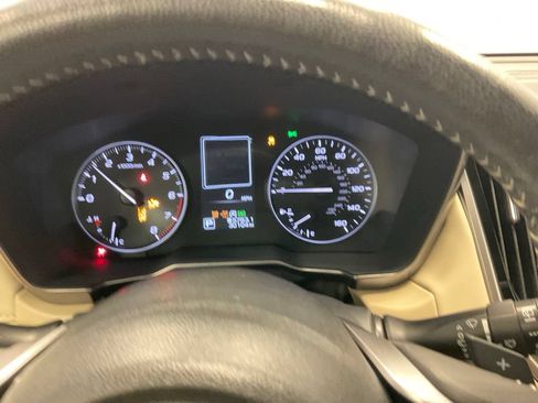 Used 2024 Subaru Outback Limited AWD/4WD image 2