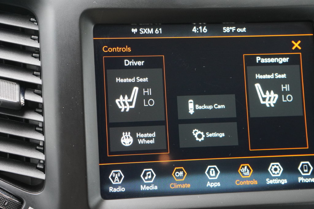 Used 2021 Jeep Cherokee Latitude Lux w/ Comfort/Convenience Group AWD/4WD image 34