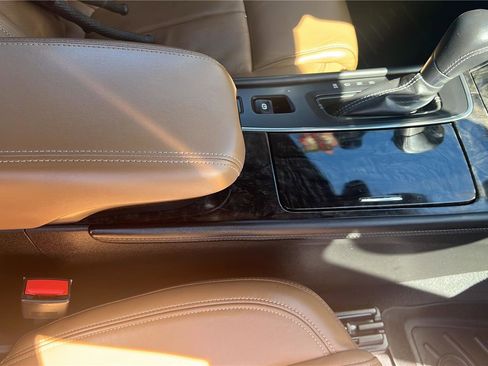 Used 2016 Buick LaCrosse Premium w/ Driver Confidence Package #1 FWD image 17