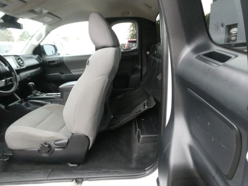 Used 2021 Toyota Tacoma SR image 28