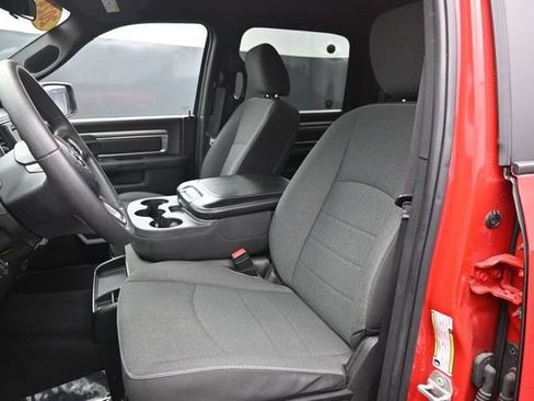 Used 2024 RAM 1500 Warlock AWD/4WD image 15