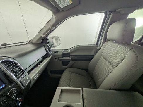 Used 2015 Ford F150 XLT w/ Equipment Group 302A Luxury image 28