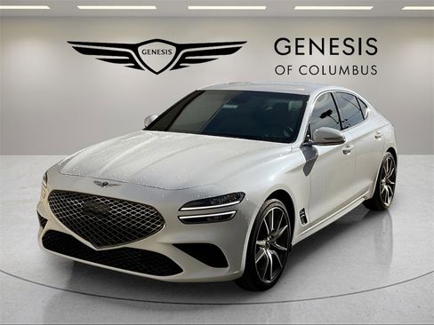 Used 2023 Genesis G70 2.0T image 1